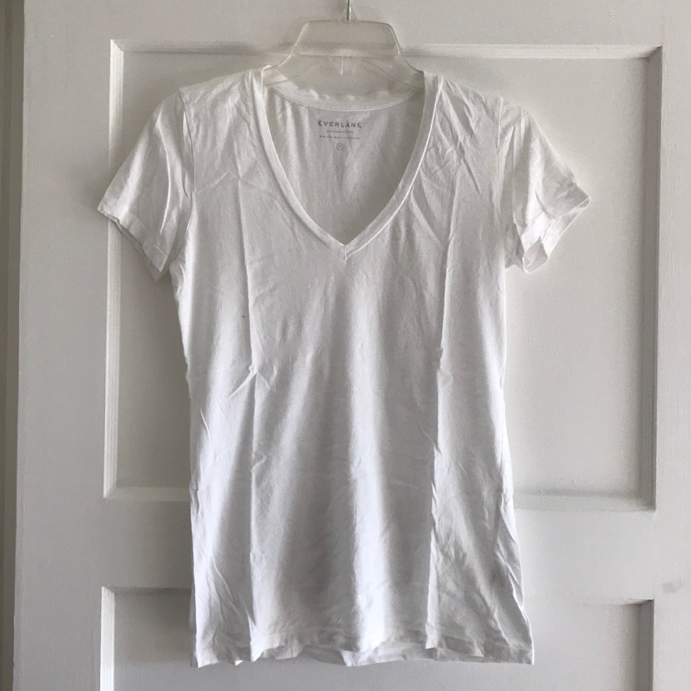 Everlane white cotton v neck